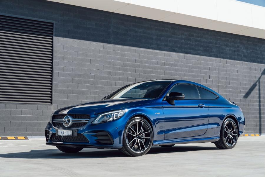  Mercedes-AMG C43 4Matic Coupe (C205) 2018 года  (AU) (фото 1 из 40)